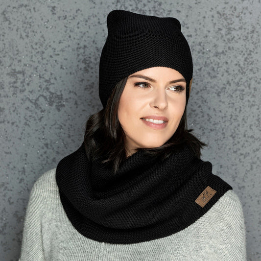 Knit minimalist soft 100% merino wool infinity Scarf and hat - black