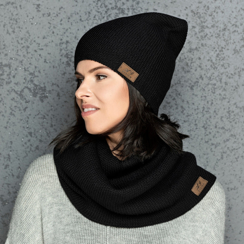 Knit minimalist soft 100% merino wool infinity Scarf and hat - black