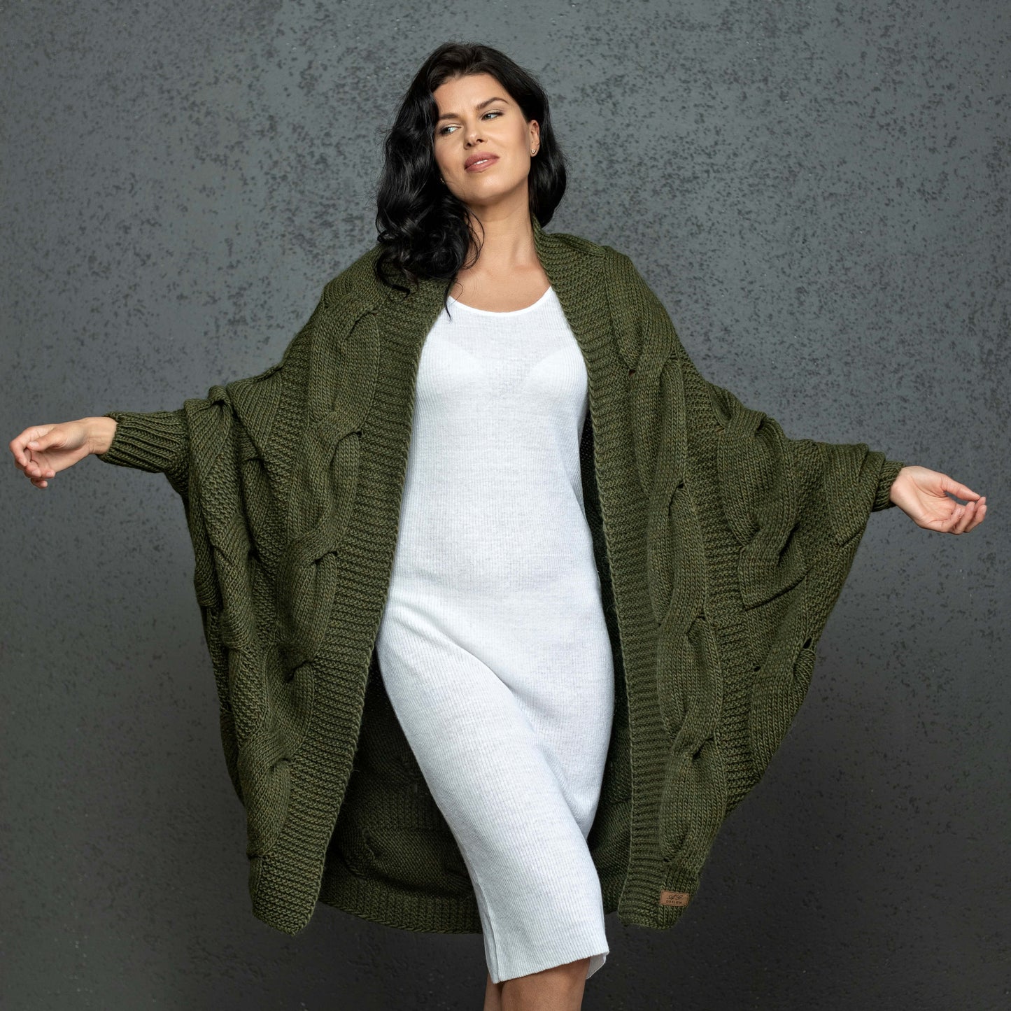 Knotty chunky knit cardigan oversized and forever go - moss!