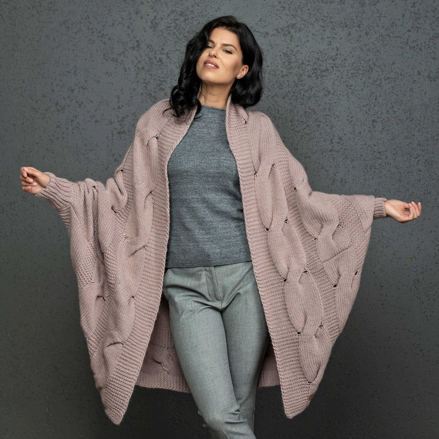 Knotty chunky knit cardigan oversized and forever go - ash rose!