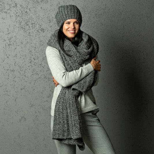 Chunky Knit massive alpaca wool Scarf and hat - gray
