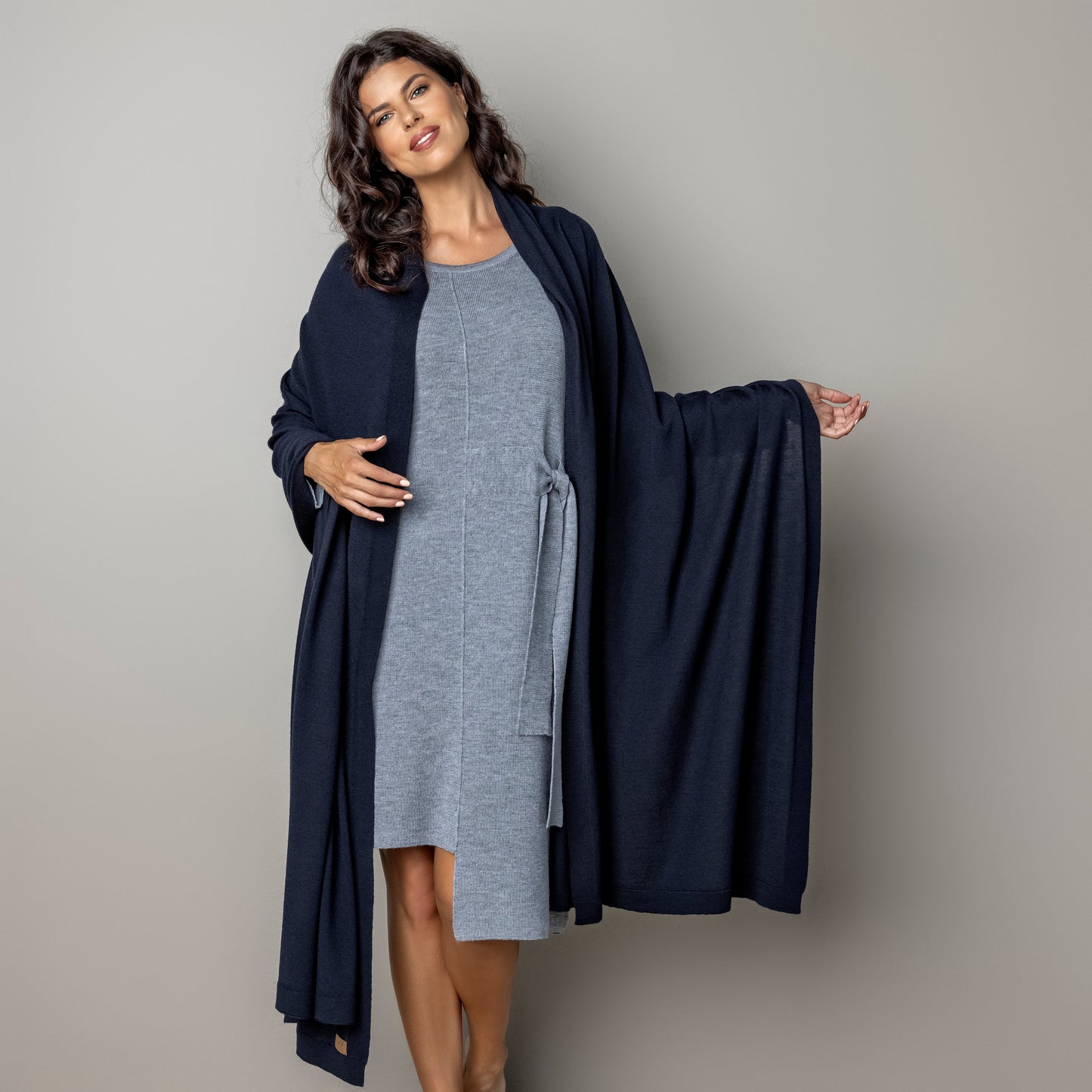 Knitted wide minimalist 100% merino wool scarf - dark blue