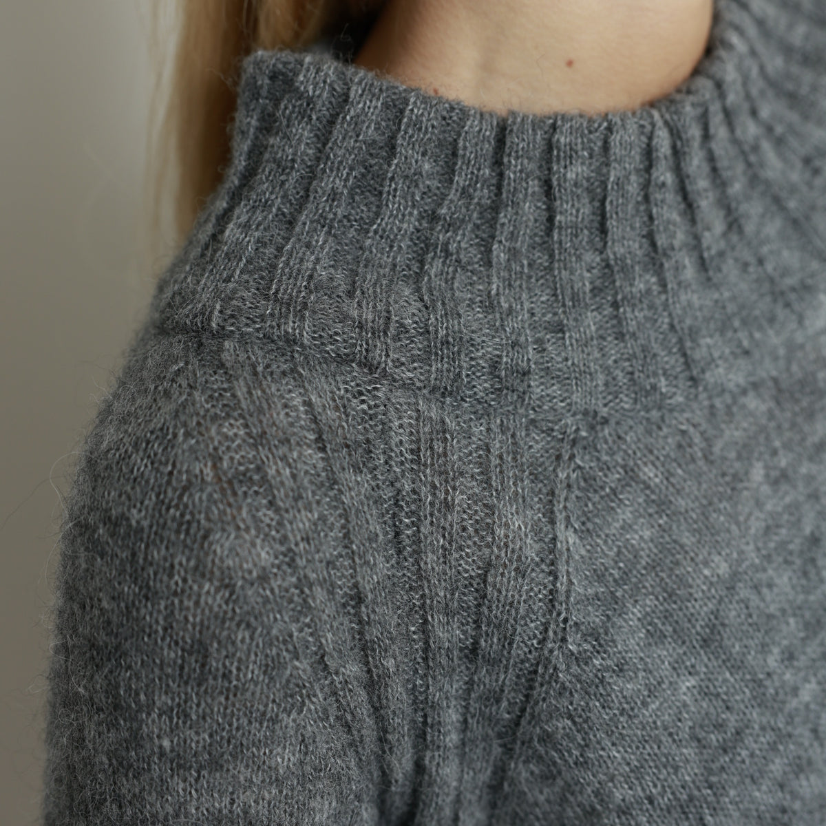 Abito maglione lungo AGNESA in baby alpaca, grigio — By AGdesign