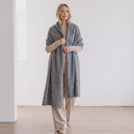 Wide baby alpaca scarf and beanie set, gray — By AGdesign