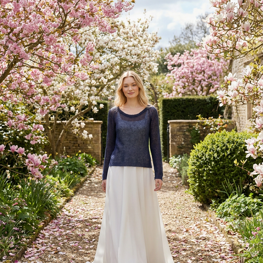 Pull de mariée en mohair Adele - bleu avec des nuances de gris