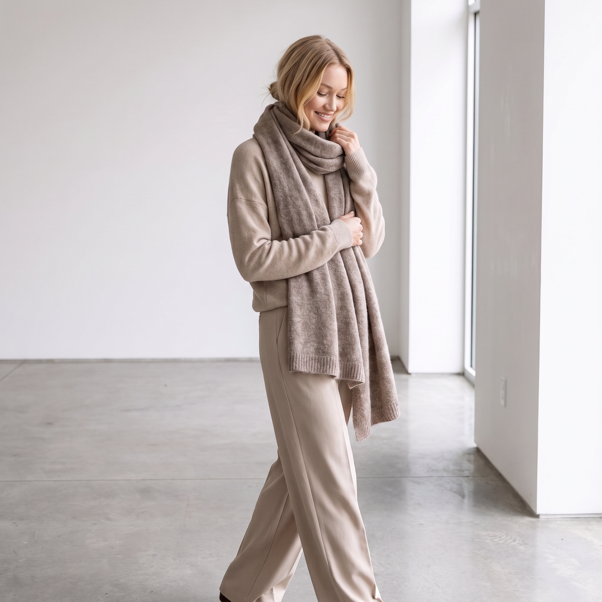 Set sciarpa e berretto in baby alpaca, larga, cacao — By AGdesign