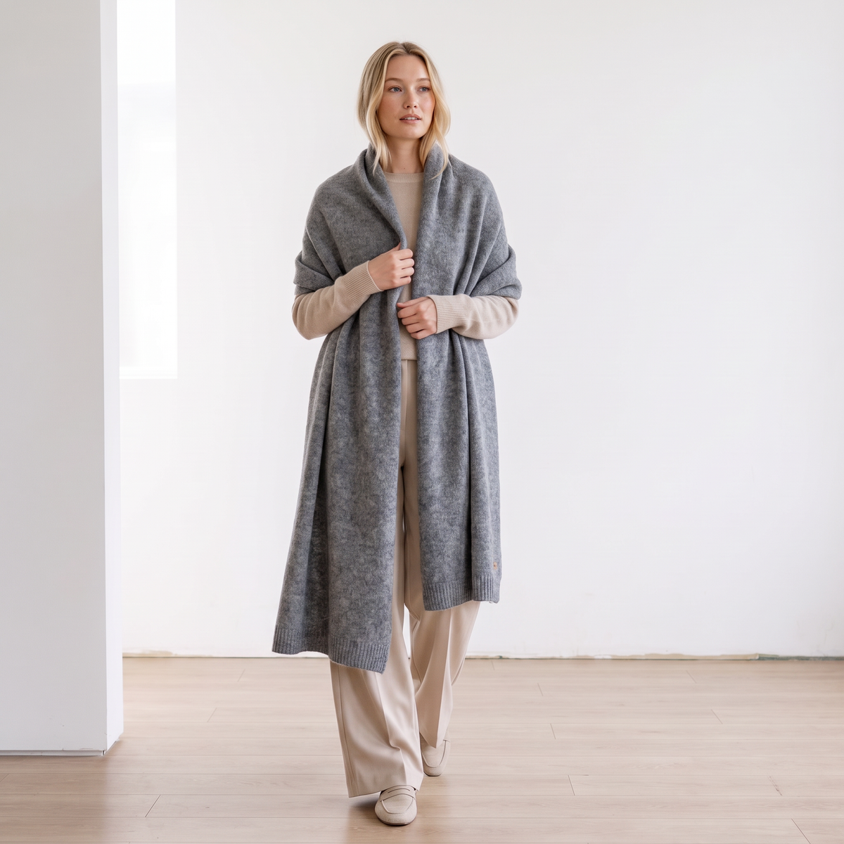 Wide baby alpaca scarf and beanie set, gray — By AGdesign