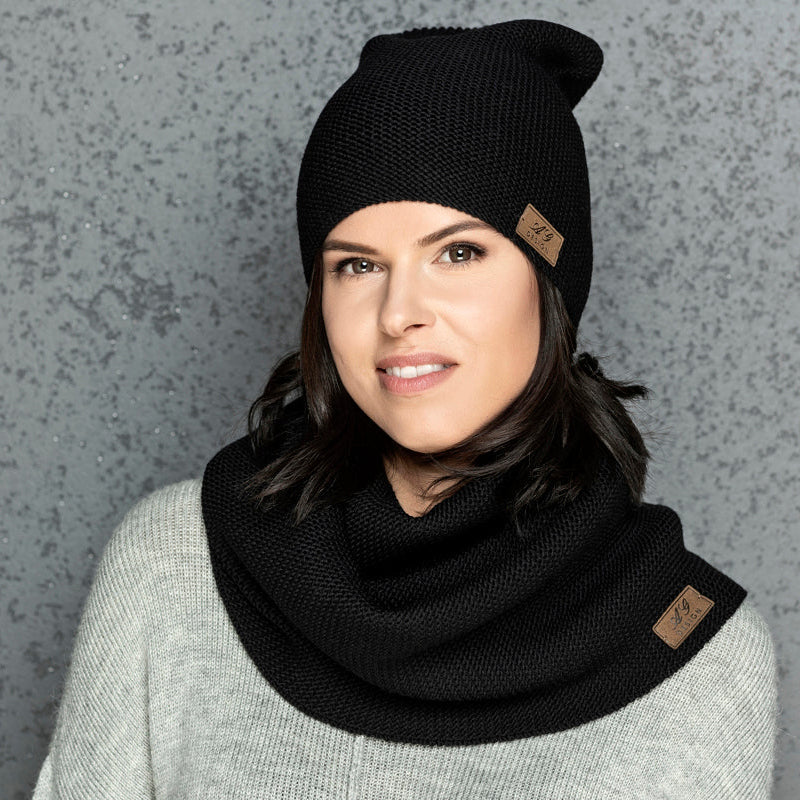 Knit minimalist soft 100% merino wool infinity Scarf and hat - black