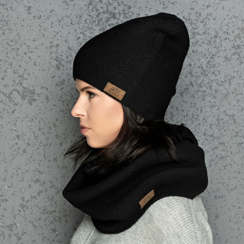 Knit minimalist soft 100% merino wool infinity Scarf and hat - black
