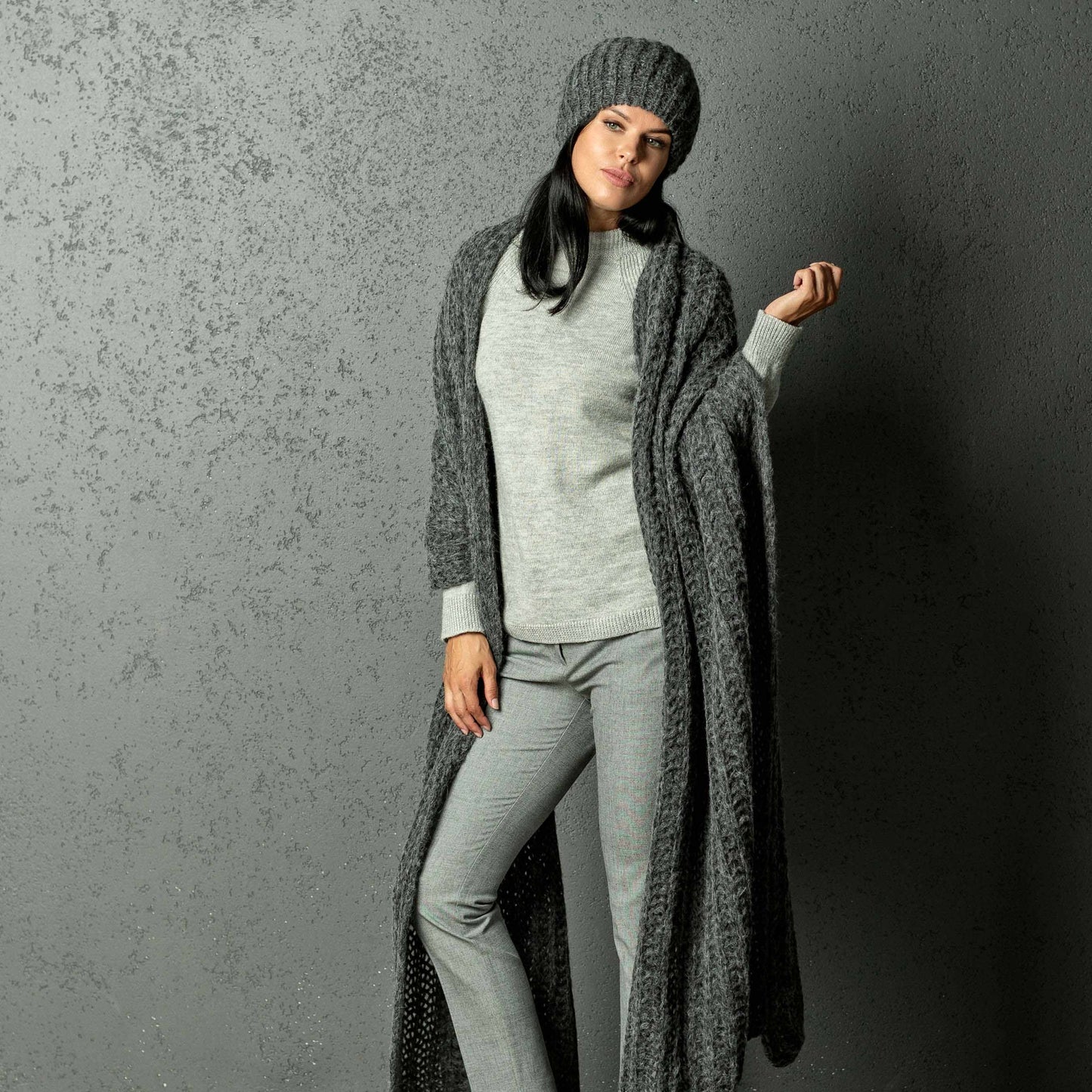 Chunky Knit massive alpaca wool Scarf and hat - gray