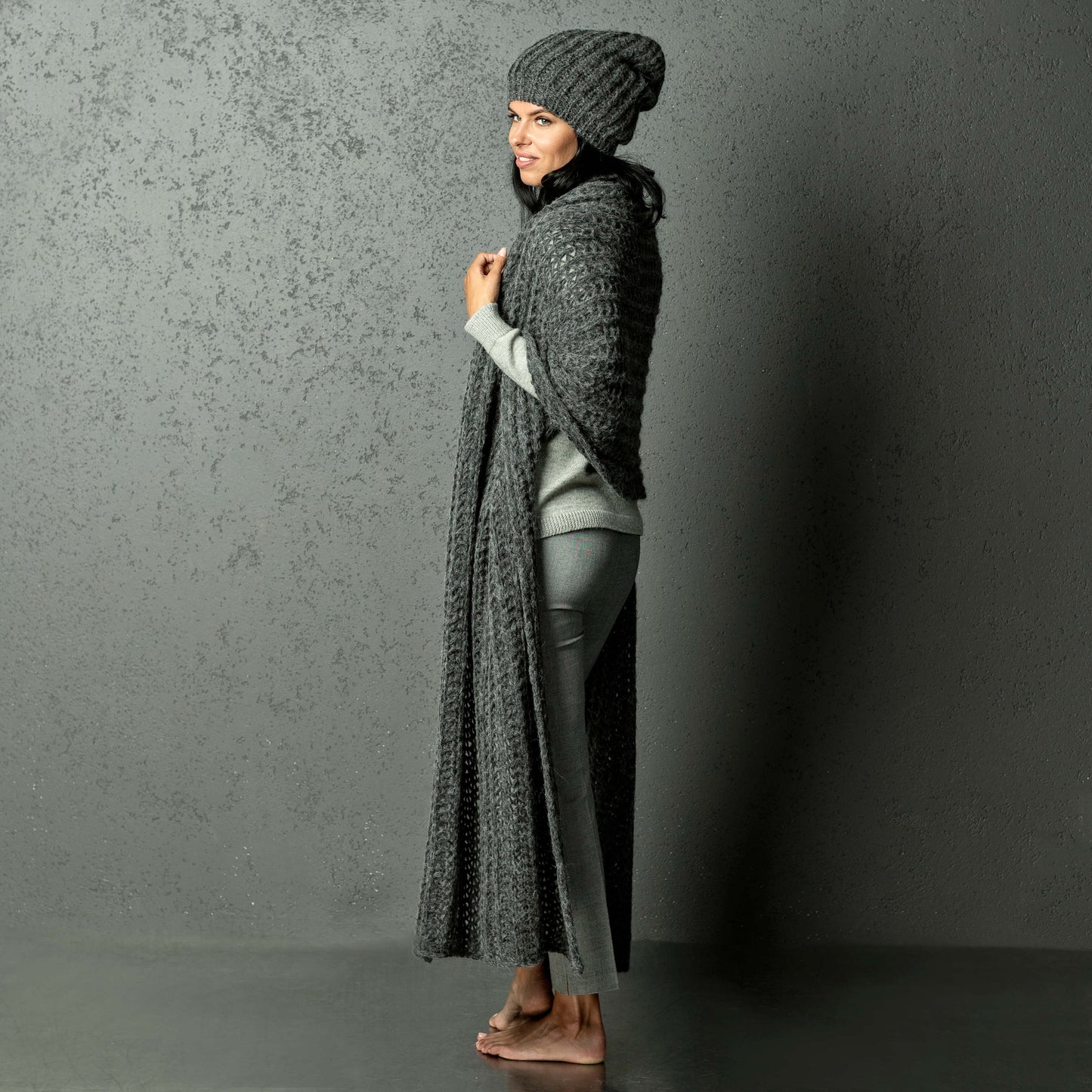 Chunky Knit massive alpaca wool Scarf and hat - gray