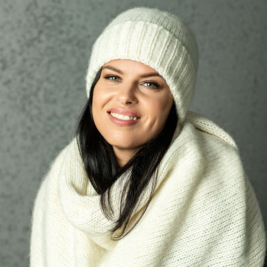 Chunky alpaca wool hat - white