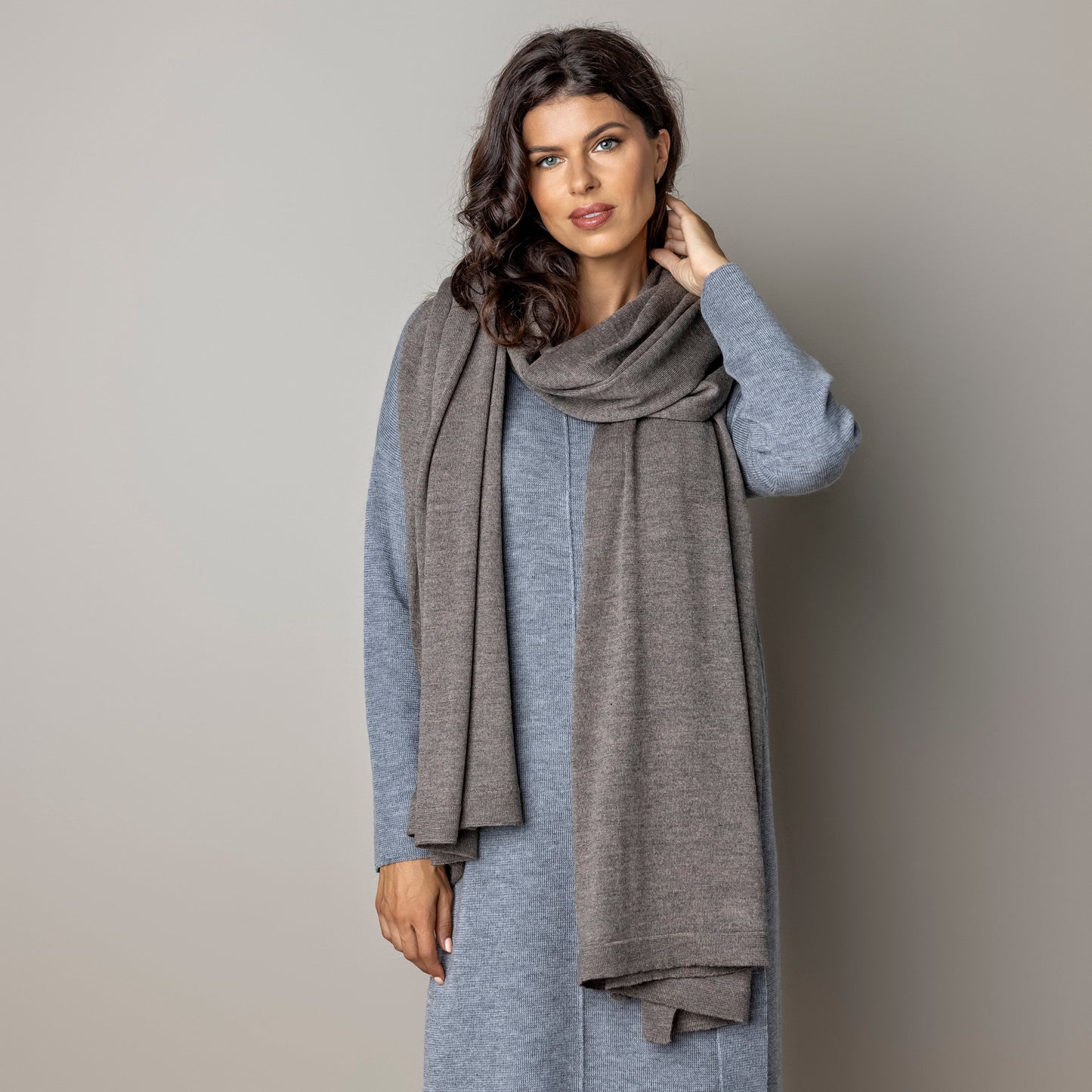 Knitted wide minimalist 100% merino wool Wrap - Scarf cocoa