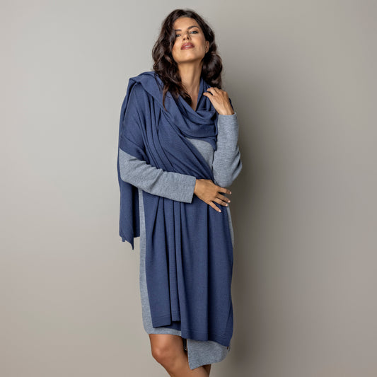 Knitted wide minimalist 100% merino wool Wrap - mauve