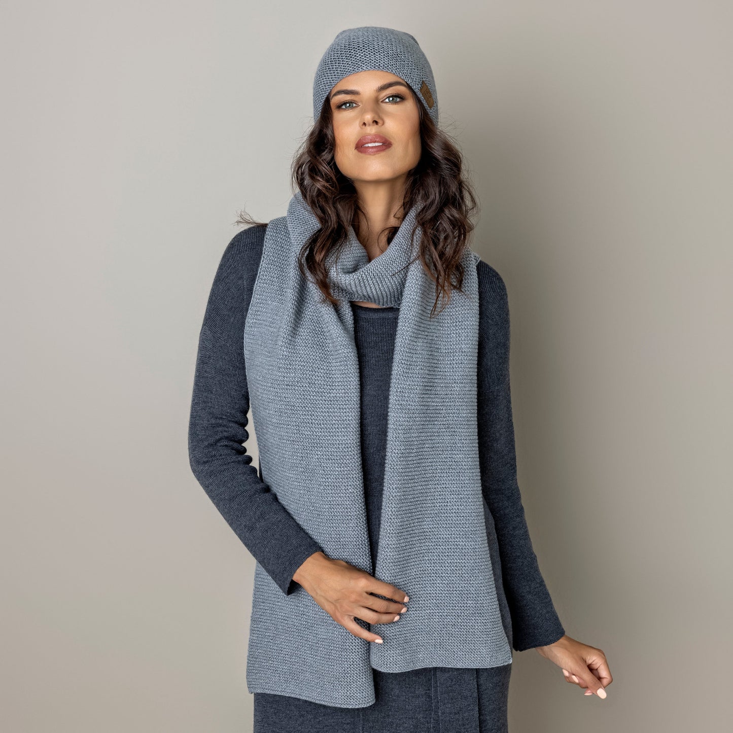 Knit minimalist soft 100% merino wool Scarf and hat - light gray