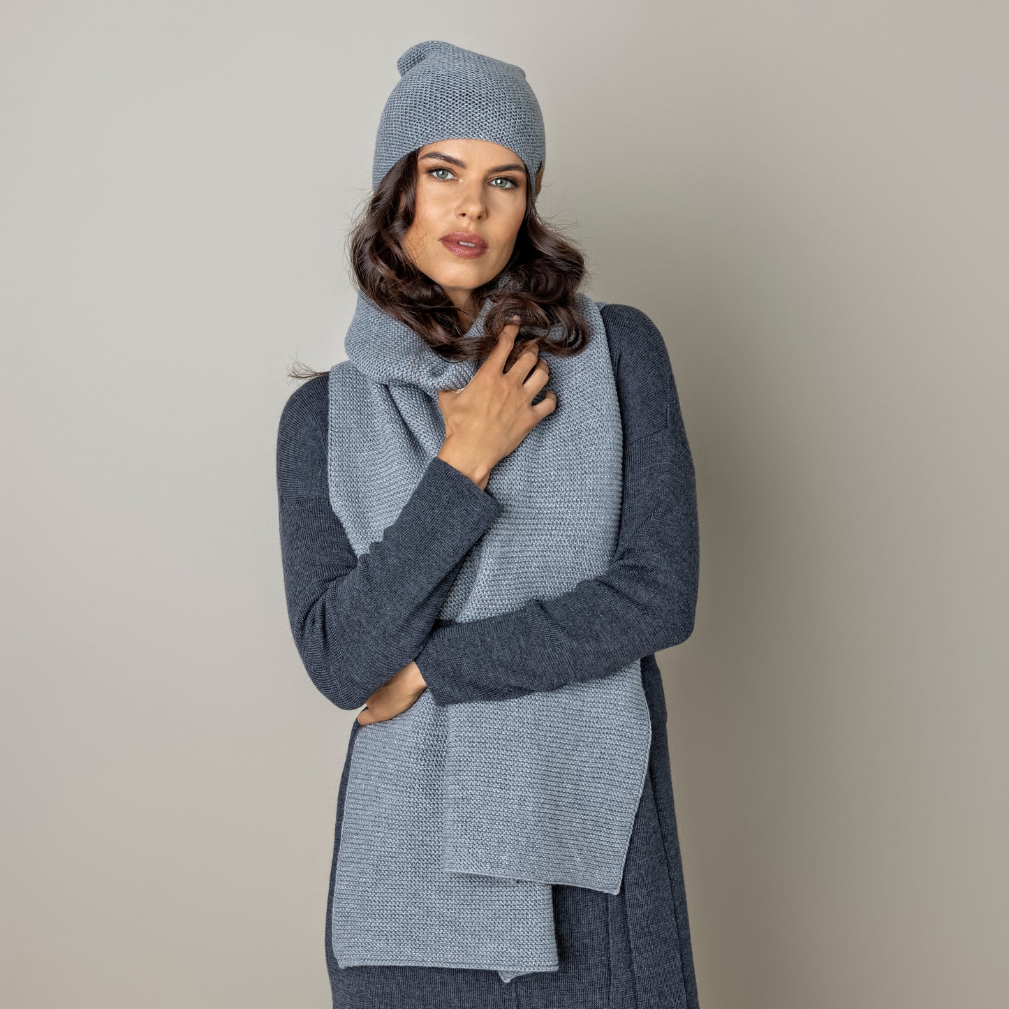 Knit minimalist soft 100% merino wool Scarf and hat - light gray
