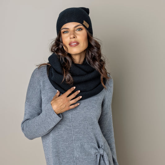 Knit minimalist soft 100% merino wool infinity Scarf and hat - black